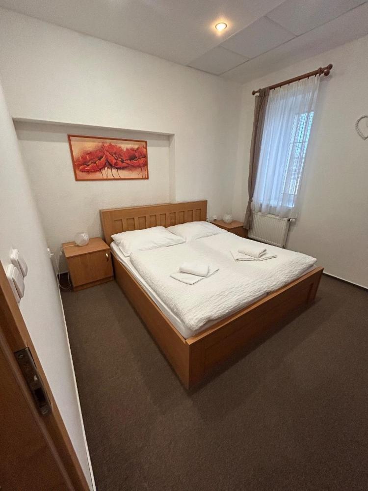 Hotel Allvet Drnovice  ภายนอก รูปภาพ